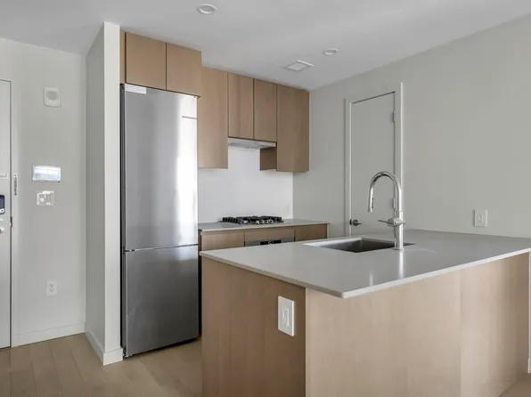 131-02 A 40th Road image 19 of 42