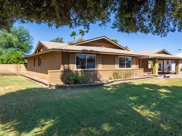 4820 W HARMONT Drive, Glendale, AZ 85302