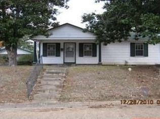 1092 S Mound St, Grenada, MS 38901
