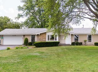 318 E Fairview Dr, Dekalb, IL 60115