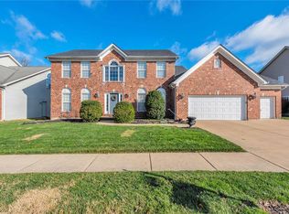 649 Meramec View Dr, Eureka, MO 63025