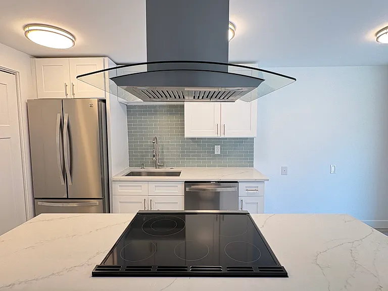 2345 Minor Ave E #3 — Photo 6