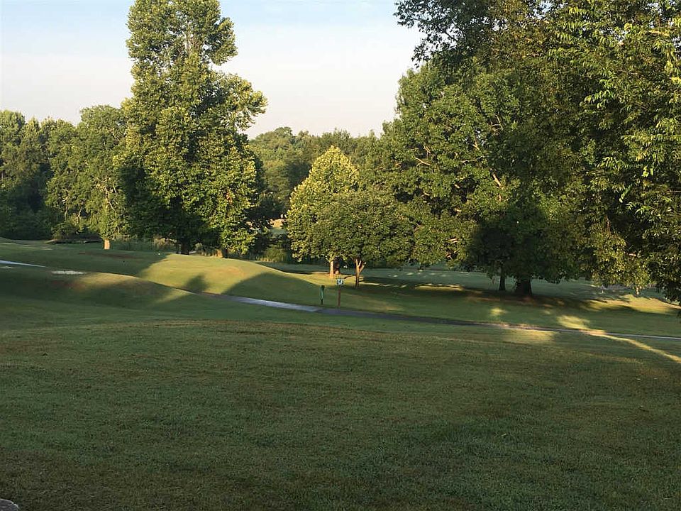 2nd image of 620 Skyview Dr