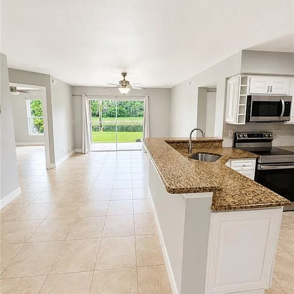 8255 Ibis Club Dr #501 — Photo 2