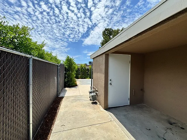 5191 Merle St #B — Photo 15