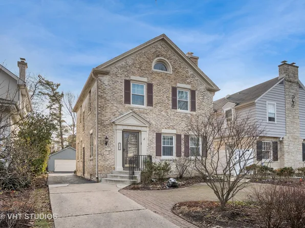 704 Roger Ave, Kenilworth, IL 60043