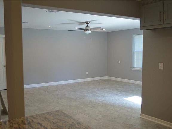 4th image of 5718 Doulton Dr