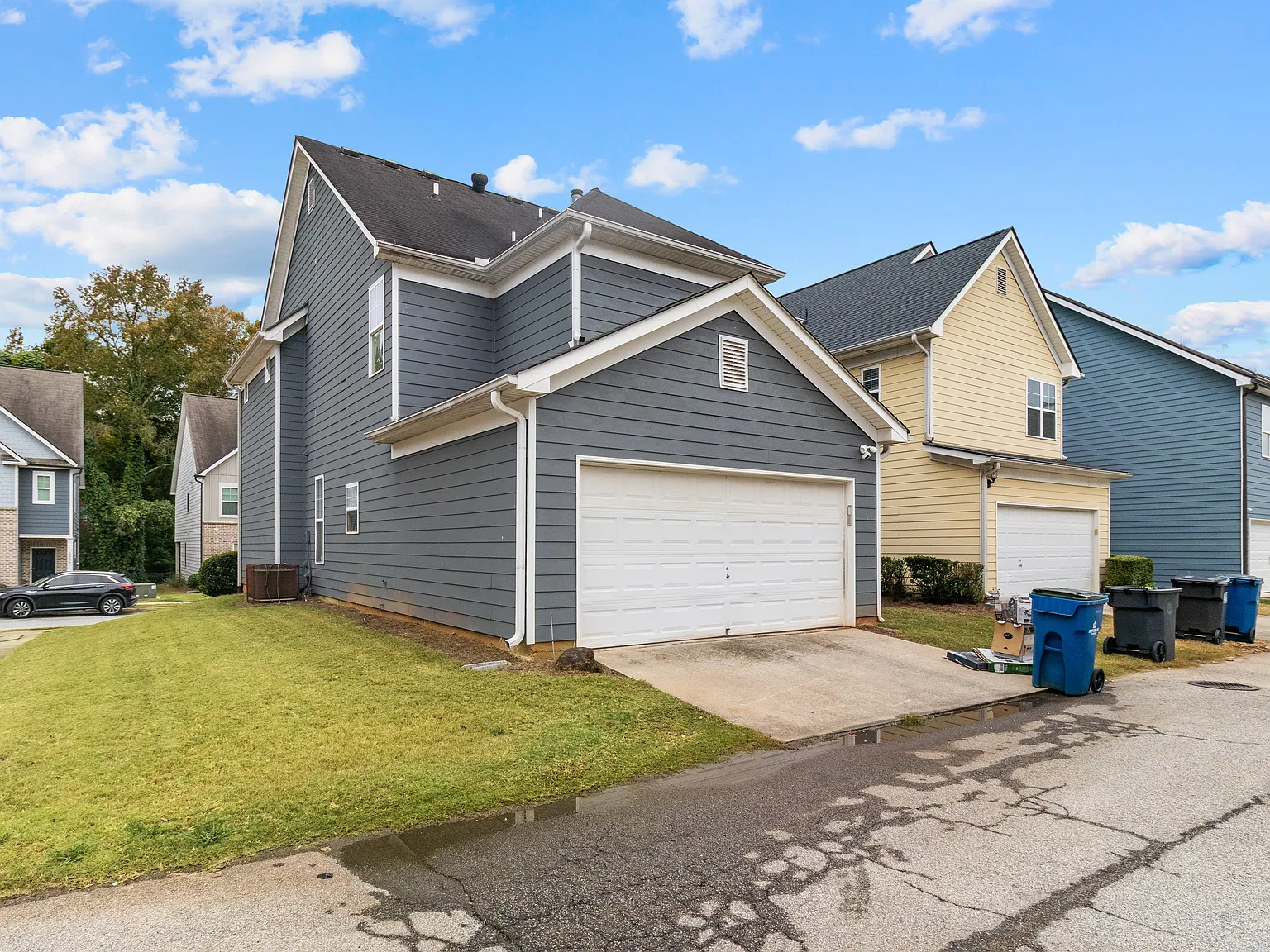 1823 Laurel Green Way — Photo 4