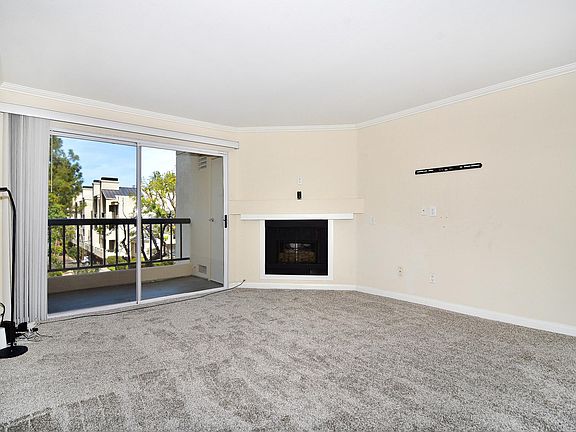 4th image of 5545 Canoga Ave APT 208