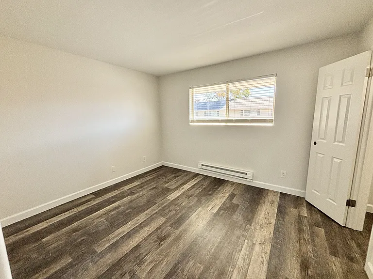 Sundale Townhomes — Photo 59
