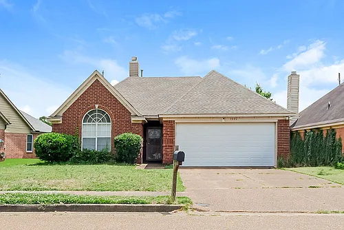 3840 Clarion Dr Photo 1