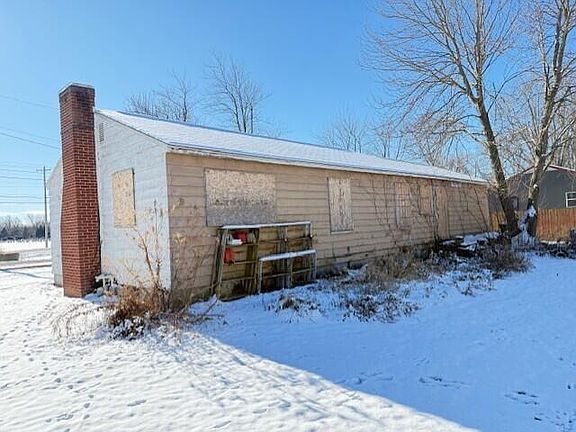 3rd image of 29 Horseshoe Dr