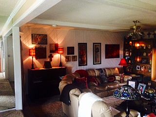 Inviting Den