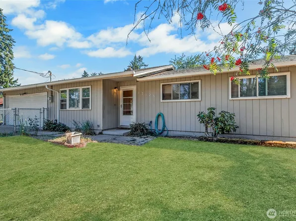 17123 17th Avenue E, Spanaway, WA 98387