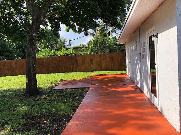 3rd image of 1490 NW 24th Ter