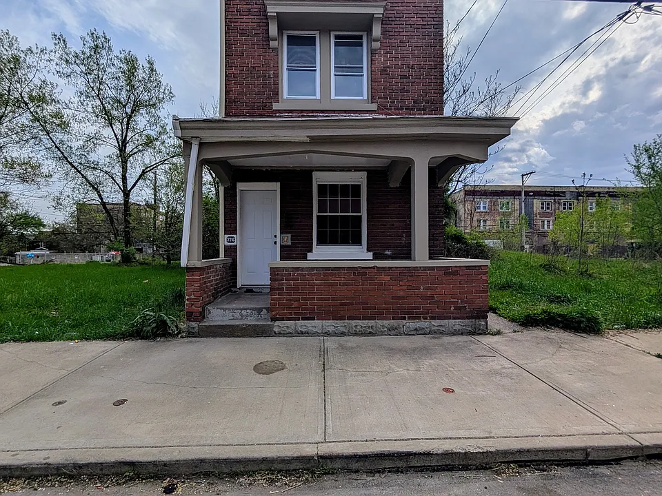 7716 Alsace St