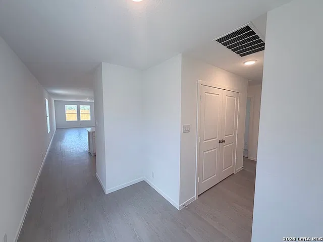 4 bed, 2.0 bath, 1600 sqft, $1,650 — Photo 4