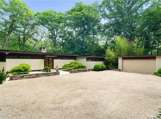 296 Frogtown Rd, New Canaan, CT 06840