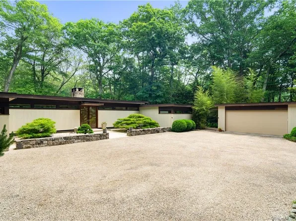 296 Frogtown Road, New Canaan, CT 06840