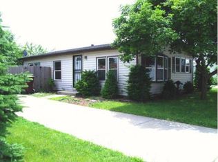 2254 Poplar Ln, Sauk Village, IL 60411