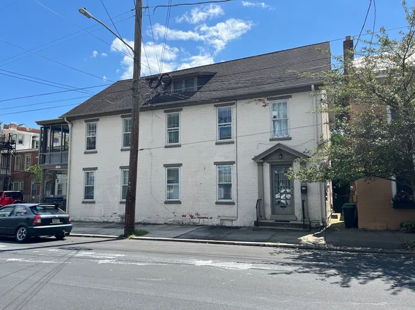 22 Walnut St, Carlisle, PA 17013