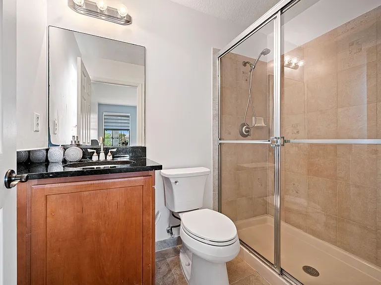 658 Cresta Cir — Photo 27