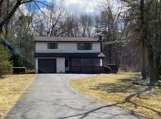 304 Cold Spring Dr, Jim Thorpe, PA 18229