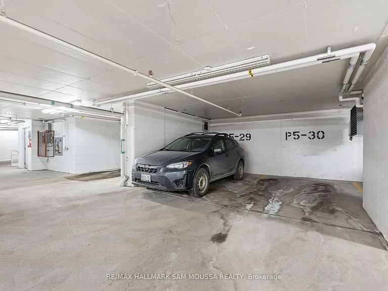 255 Bay St #1208 — Photo 32