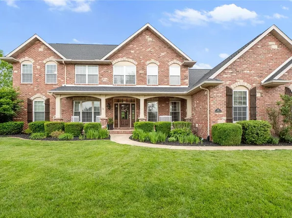 1321 Lantern Lights Cir, Lebanon, IL 62254