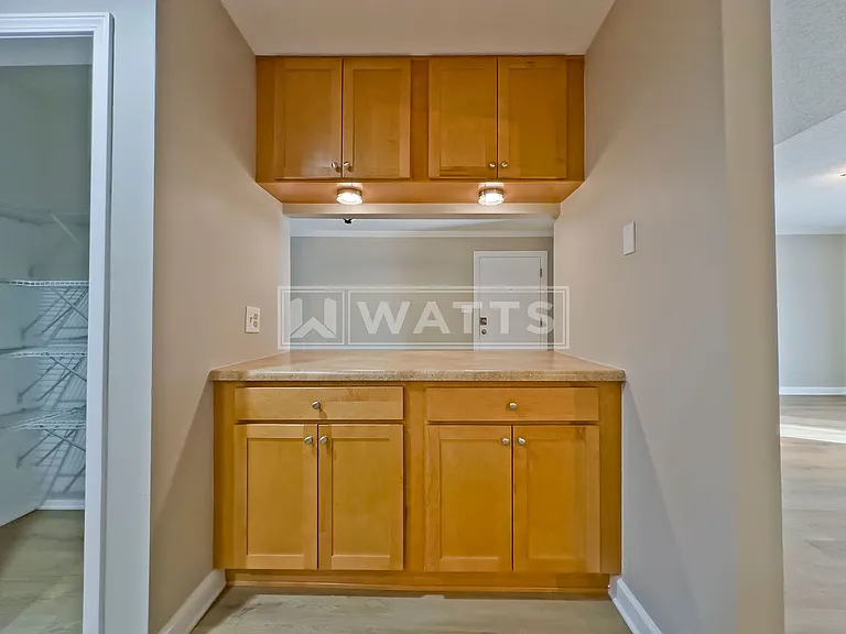 1202 Woodland Vlg #1202 — Photo 8