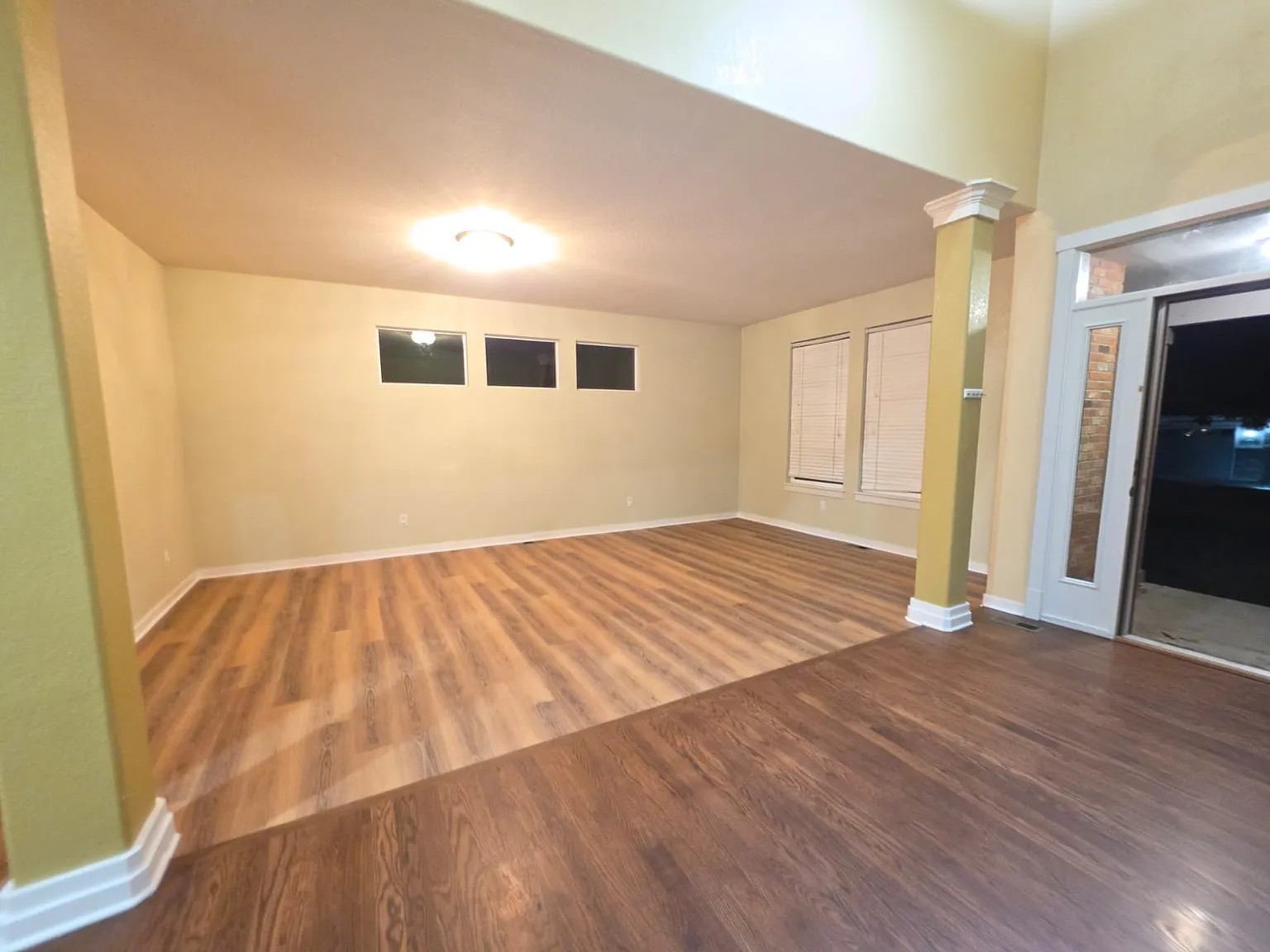 5 bed, 4700 sqft, $3,699 — Photo 2