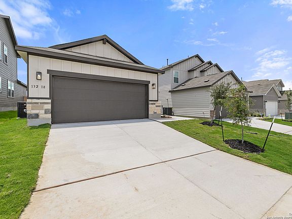 2nd image of 13218 Edith Gardens