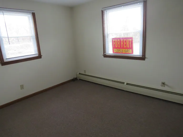469 Corey St #C — Photo 11