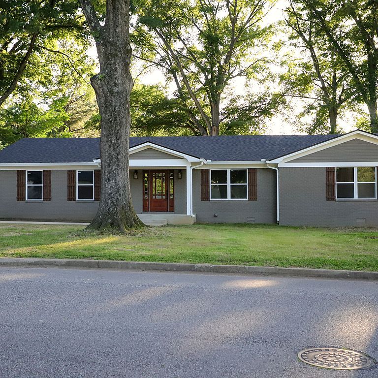 1300 Sunny Dr - Property Image