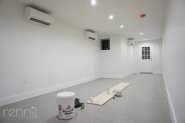 Rented by Rennit Inc.