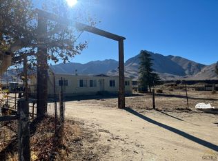 15036 Roadrunner Rd, Weldon, CA 93283