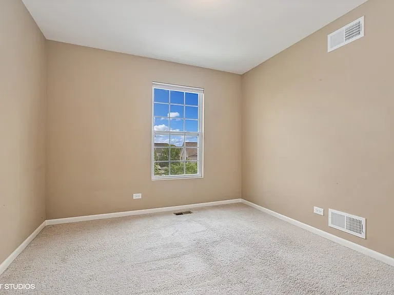 7500 Savoy Ln #B — Photo 15