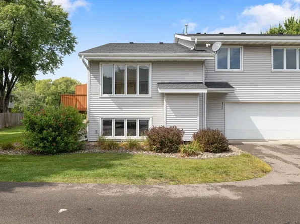 6744 Foliage Ct, Rosemount, MN 55068