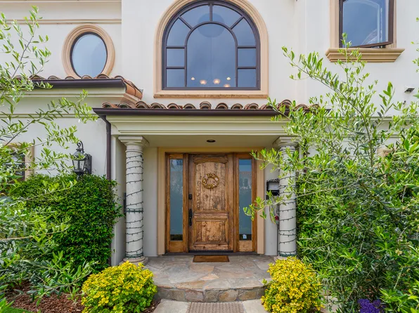 880 11th St, Manhattan Beach, CA 90266