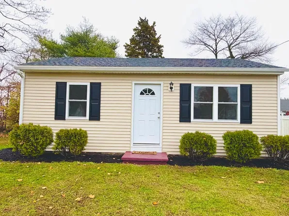 54 Locust St, Smyrna, DE 19977