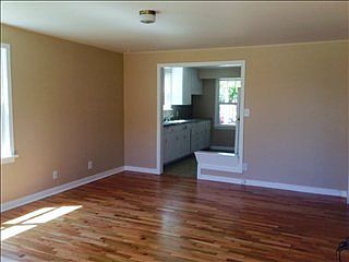 3rd image of 1503 Central St NE