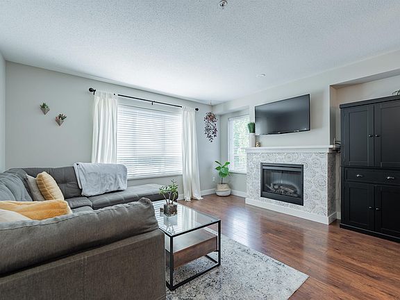 4th image of 6747 203rd St #82