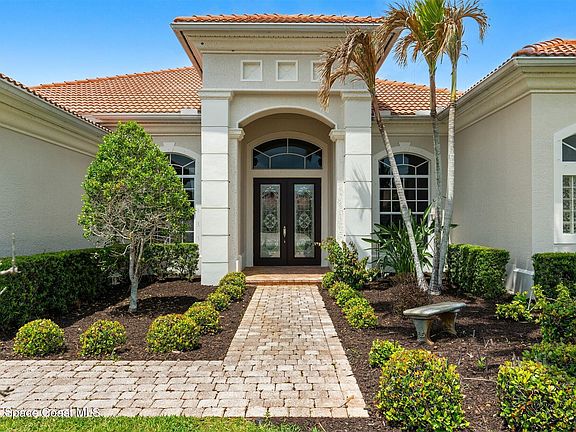 3rd image of 6776 Arroyo Dr