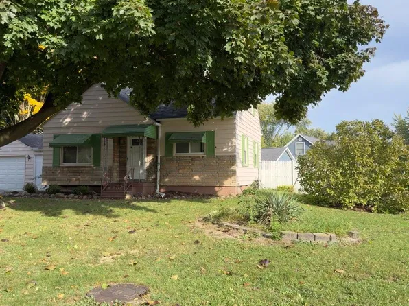 1210 Simca St, Flint, MI 48507