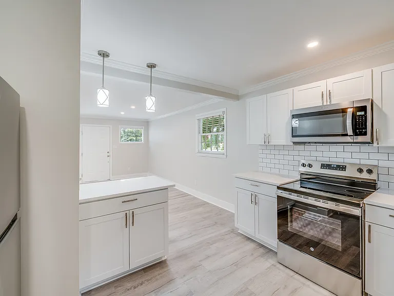 1719 Academy St — Photo 19