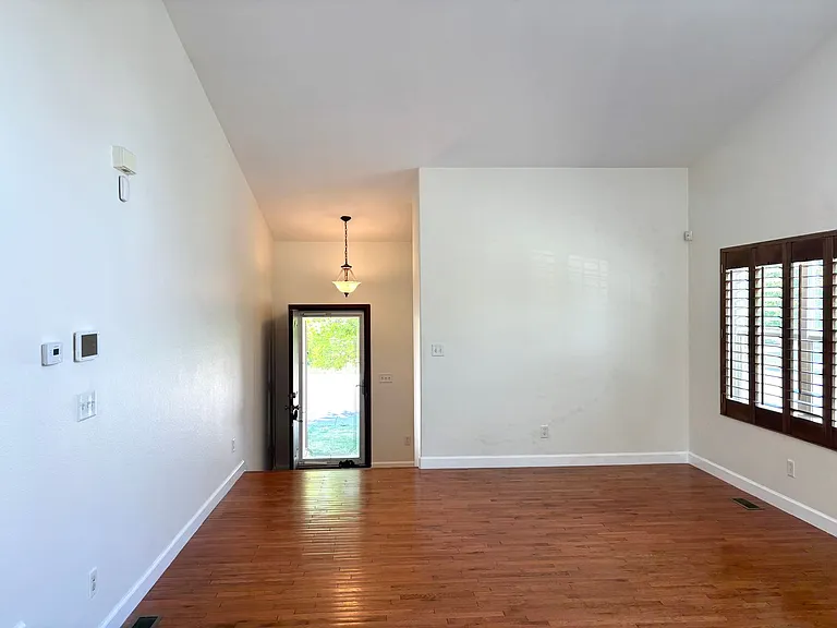 4848 S Elk Ct — Photo 4