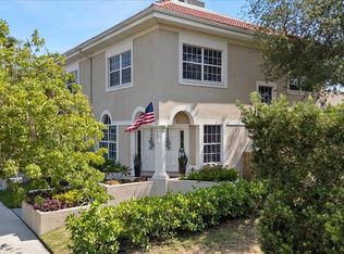 230 Columbia Dr, Tampa, FL 33606