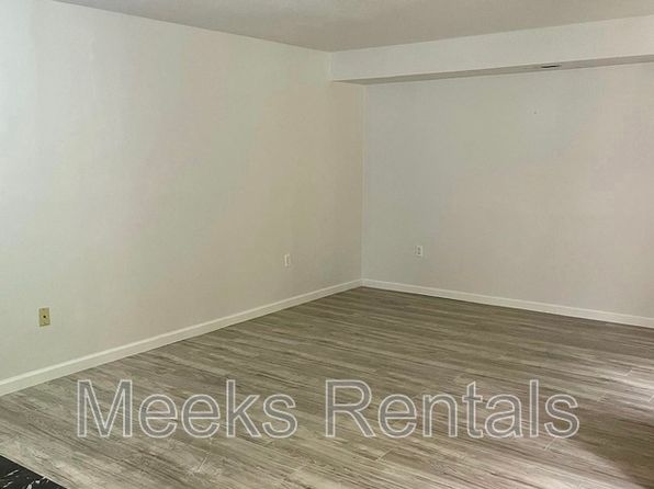 6050 E Pea Ridge Rd APT 2, Huntington, WV 25705