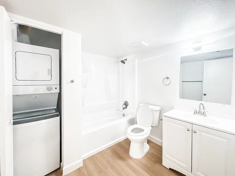 Running Brook Apartments — Photo 11