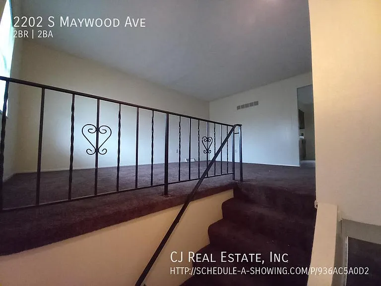 2202 S Maywood Ave — Photo 2